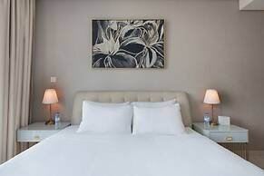 Chic 2BR in Paramount Midtown