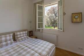 Landhaus Reverchon KG