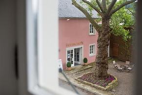 Landhaus Reverchon KG
