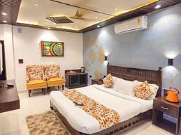 Serenity the villa by Beta Bawarchi