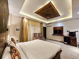 Serenity the villa by Beta Bawarchi
