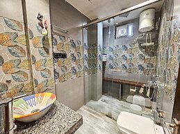Serenity the villa by Beta Bawarchi