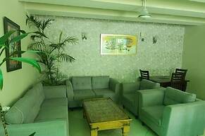 Royal Motel Executive