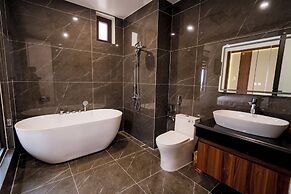 Kevin Hung Hotel