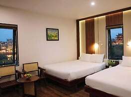 Kevin Hung Hotel