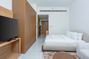 Modern Studio with Premium Amenities