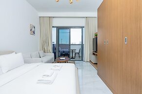 Modern Studio with Premium Amenities