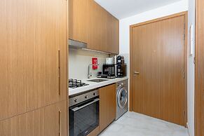 Modern Studio with Premium Amenities