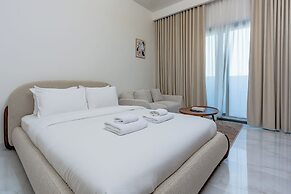 Modern Studio with Premium Amenities