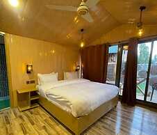 Ayash Resort