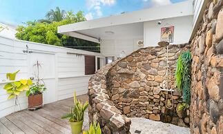 Seaside Serenity 2BR Oasis on Enchanting Moorea