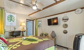 Exquisite Bungalow With Beachfront Jacuzzi
