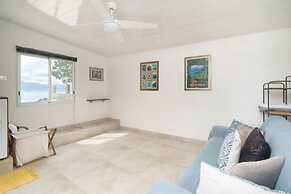 Luxurious Ocean Front 5BR Villa