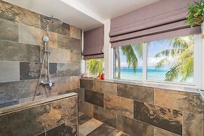Luxurious Ocean Front 5BR Villa