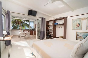 Luxurious Ocean Front 5BR Villa