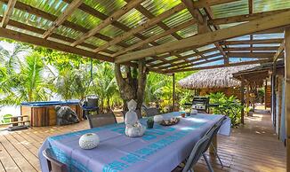 Romantic Beachfront Escape With Modern Comforts