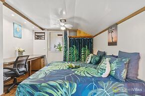 Beachfront 4BR Home With Pool in Moorea
