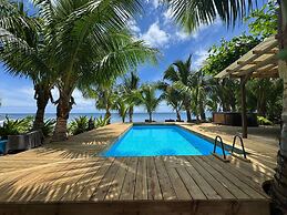Beachfront 4BR Home With Pool in Moorea
