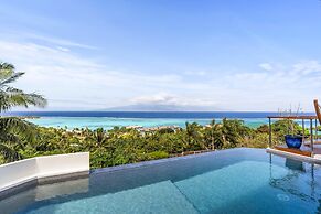 3BR Villa M Mento With Infinity Pool