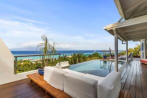 3BR Villa M Mento With Infinity Pool