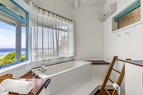 3BR Villa M Mento With Infinity Pool