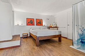 3BR Villa M Mento With Infinity Pool