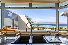 3BR Villa M Mento With Infinity Pool