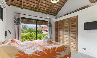 Seaside Haven Expansive 3BR Villa in Moorea
