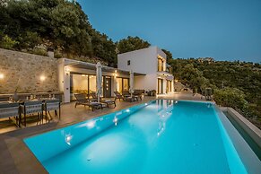 Villa Roya in Vasiliki