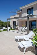 Lumiere Villa Andromeda 3