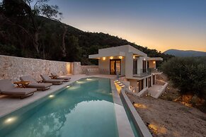 Villa Eptanisa in Sivota