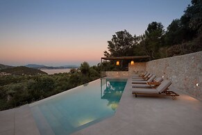 Villa Eptanisa in Sivota