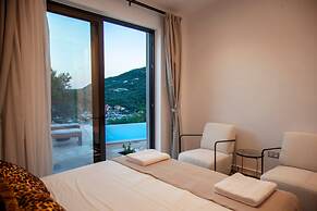 Villa Dara AND Todd in Sivota