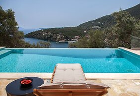 Villa Dara AND Todd in Sivota