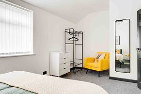 3 Mins to Stadium W M Dishwasher Sofa Bed