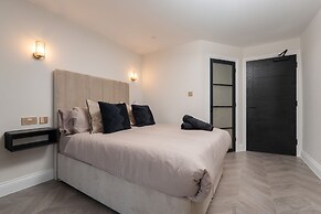 Bold St Aparthotel Book Individually or Book 8!