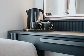 Bold St Aparthotel Book Individually or Book 8!