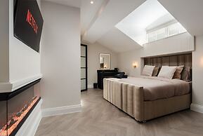 Bold St Aparthotel Book Individually or Book 8!