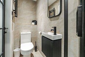 Bold St Aparthotel Book Individually or Book 8!