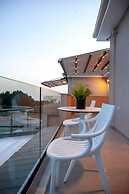 Lumiere Villa Monolithi 1