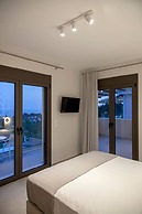 Lumiere Villa Monolithi 1