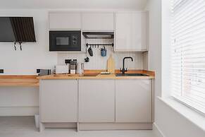 Hideaway W M Sofa Bed Kitchenette Parking
