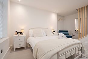 Hideaway W M Sofa Bed Kitchenette Parking