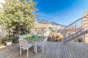 T2 Garden Close to Amenities MC