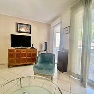 One Bedroom Flat Near Monaco