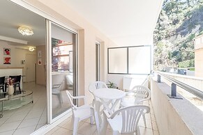 One Bedroom Flat Near Monaco