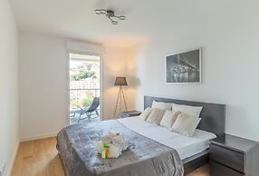 Beautiful apt With Terrace Pool - Near Monaco