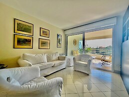 2 Rooms in Luxury Residence Bordering Monaco