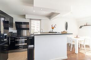 Stunning Renovated 1-bedroom Breathtaking View