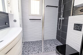 Stunning Renovated 1-bedroom Breathtaking View